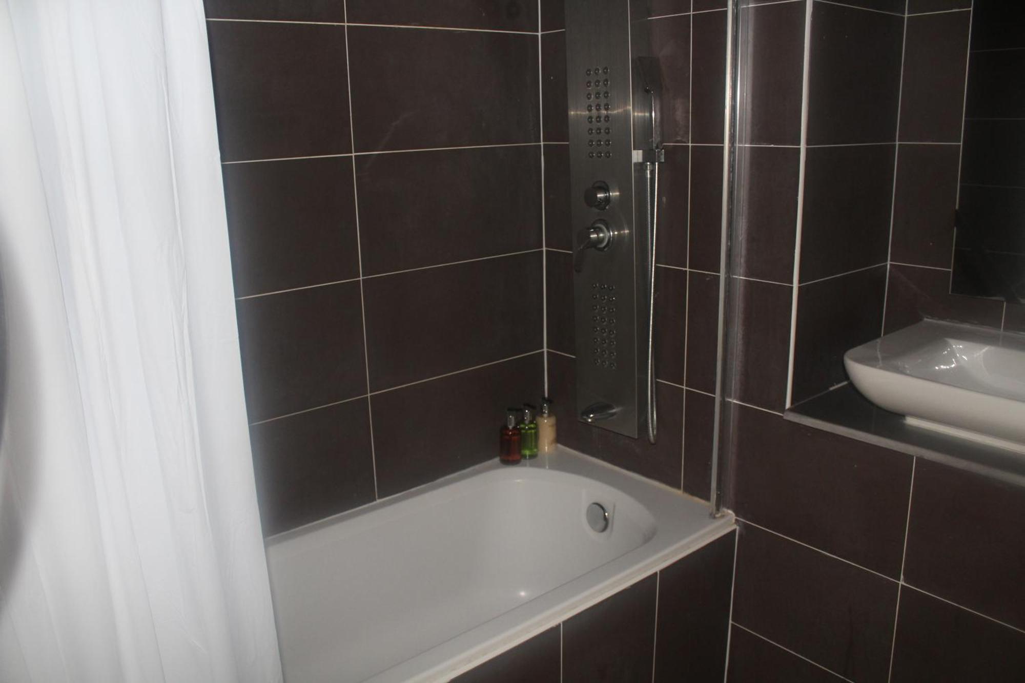 Flat 405 One Bedroom Apartment Birmingham Exterior foto